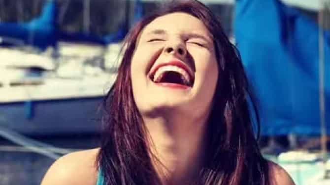 Benefits Of Laughter: ಒಮ್ಮೆ ಜೋರಾಗಿ ನಕ್ಕು ಬಿಡಿ, ನಗುವಿನ ಅಲೆಯಲಿ ನೋವುಗಳೆಲ್ಲಾ ಕೊಚ್ಚಿಹೋಗಲಿ, ಖುಷಿ ಮಾತ್ರ ಜತೆಗಿರಲಿ