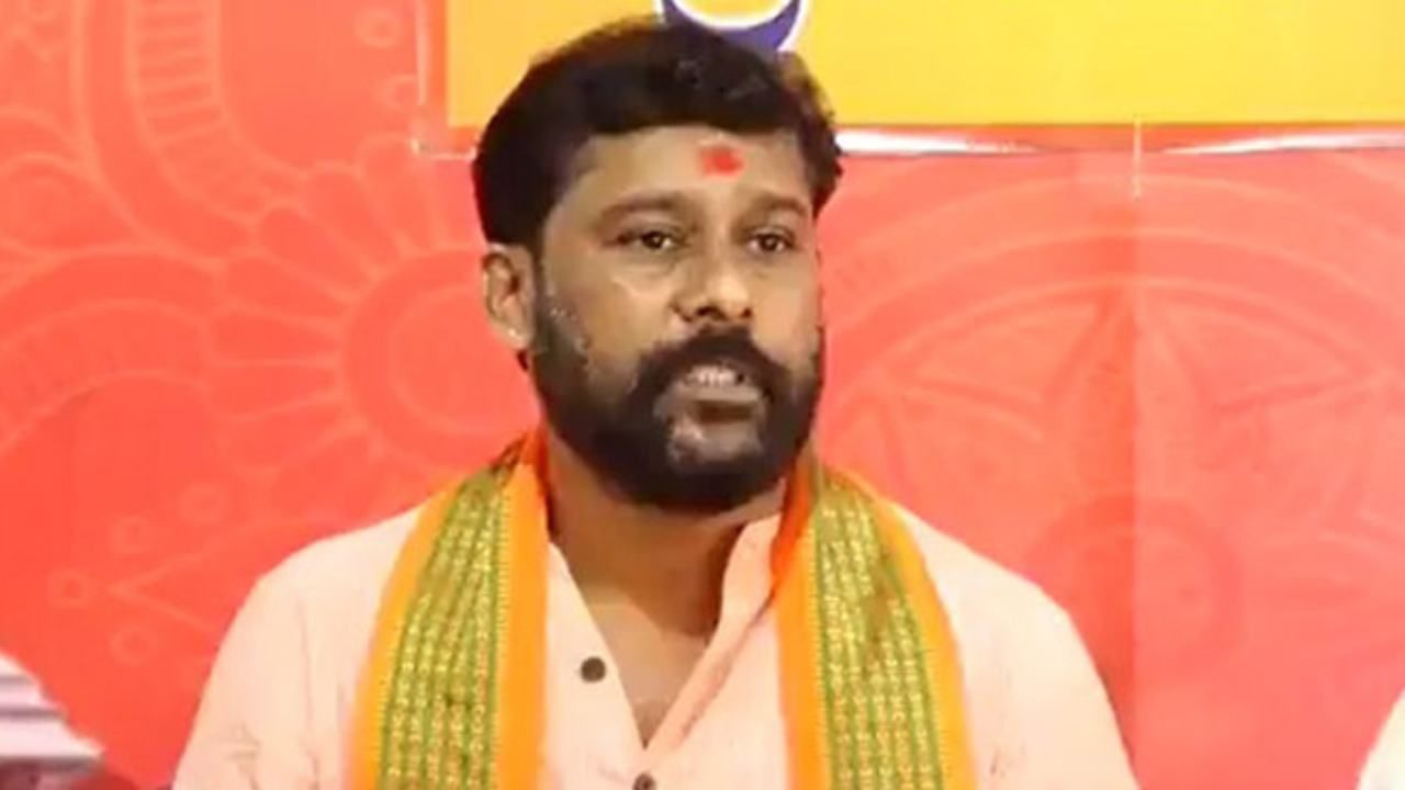 ಪ್ರವೀಣ್ ನೆಟ್ಟಾರು ಹತ್ಯೆಯ ಪ್ರತೀಕಾರಕ್ಕಾಗಿಯೇ ಫಾಜಿಲ್ ಹತ್ಯೆ ಎಂದಿದ್ದ ಶರಣ್ ಪಂಪ್ವೆಲ್ಗೆ ಸಂಕಷ್ಟ ಪ್ರವೀಣ್ ನೆಟ್ಟಾರು ಹತ್ಯೆಯ ಪ್ರತೀಕಾರಕ್ಕಾಗಿಯೇ ಫಾಜಿಲ್ ಹತ್ಯೆ ಎಂದಿದ್ದ ಶರಣ್ ಪಂಪ್ವೆಲ್ಗೆ ಸಂಕಷ್ಟ