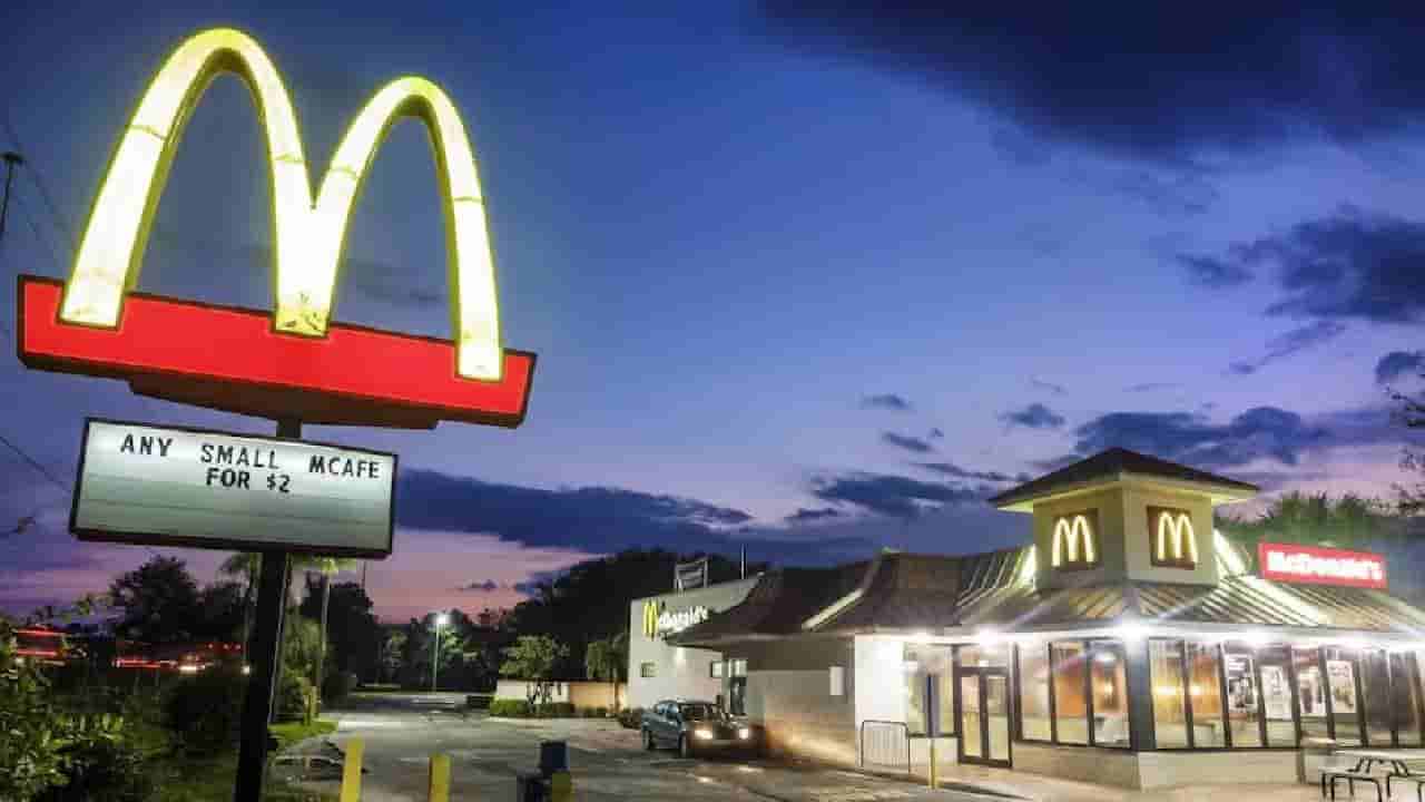 Viral News: ಮ್ಯಾಕ್ಡೊನಾಲ್ಡ್ಸ್ನಲ್ಲಿ ನಿಧಾನವಾಗಿ ತಿಂದಿದ್ದಕ್ಕೆ ಬಿತ್ತು 10 ಸಾವಿರ ರೂ. ದಂಡ