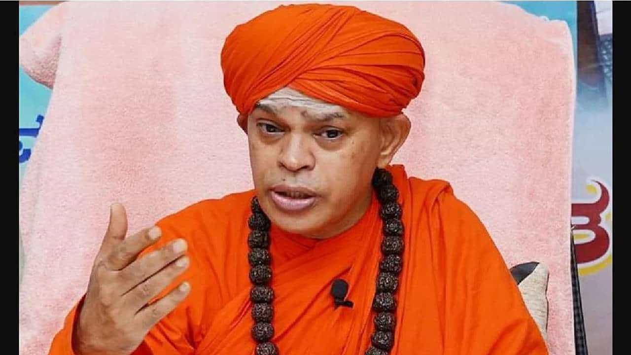 ಚಿತ್ರದುರ್ಗ: ಮುರುಘಾ ಶ್ರೀ ವಿರುದ್ಧ ದಾಖಲಾದ ಒಂದನೇ ಪೋಕ್ಸೋ ಪ್ರಕರಣದ ಜಾಮೀನು ಅರ್ಜಿ ವಜಾ ಚಿತ್ರದುರ್ಗ: ಮುರುಘಾ ಶ್ರೀ ವಿರುದ್ಧ ದಾಖಲಾದ ಒಂದನೇ ಪೋಕ್ಸೋ ಪ್ರಕರಣದ ಜಾಮೀನು ಅರ್ಜಿ ವಜಾ