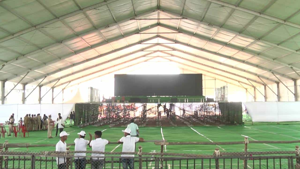 Narendra Modi in Yadgir: ಇಂದು ಯಾದಗಿರಿಗೆ ನರೇಂದ್ರ ಮೋದಿ; ಸಿದ್ಧವಾಗಿದೆ ಭವ್ಯ ವೇದಿಕೆ Narendra Modi in Yadgir: ಇಂದು ಯಾದಗಿರಿಗೆ ನರೇಂದ್ರ ಮೋದಿ; ಸಿದ್ಧವಾಗಿದೆ ಭವ್ಯ ವೇದಿಕೆ