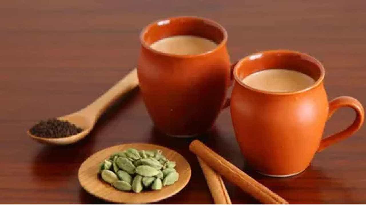 Tea: ನೀವು ಸಂಜೆ ಹೊತ್ತು ಚಹಾ ಕುಡಿಯುತ್ತೀರಾ, ಹಾಗಾದ್ರೆ ಈ ವಿಷಯ ನಿಮಗೆ ಗೊತ್ತಿರಲೇಬೇಕು Tea: ನೀವು ಸಂಜೆ ಹೊತ್ತು ಚಹಾ ಕುಡಿಯುತ್ತೀರಾ, ಹಾಗಾದ್ರೆ ಈ ವಿಷಯ ನಿಮಗೆ ಗೊತ್ತಿರಲೇಬೇಕು