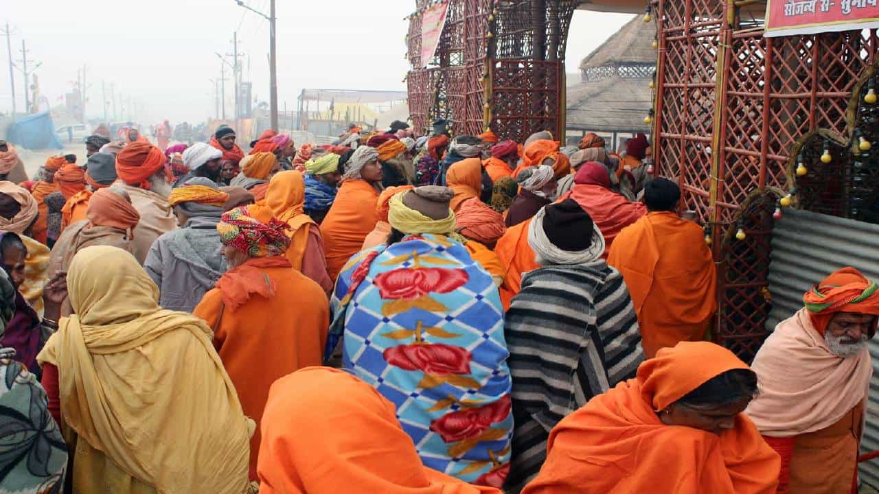 Prayagraj: 2 ವರ್ಷಗಳ ನಂತರ ಪ್ರಯಾಗರಾಜ್ನ ಮಾಘಮೇಳದಲ್ಲಿ ಜನಪ್ರಿಯ ಸಾಂಸ್ಕೃತಿಕ ಕಾರ್ಯಕ್ರಮ ಆಯೋಜನೆ Prayagraj: 2 ವರ್ಷಗಳ ನಂತರ ಪ್ರಯಾಗರಾಜ್ನ ಮಾಘಮೇಳದಲ್ಲಿ ಜನಪ್ರಿಯ ಸಾಂಸ್ಕೃತಿಕ ಕಾರ್ಯಕ್ರಮ ಆಯೋಜನೆ