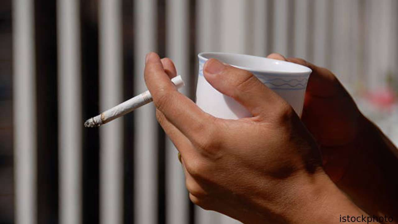 health news Do you smoke a cigarette with tea Beware Higher risk of esophageal cancer health tips in kannada
