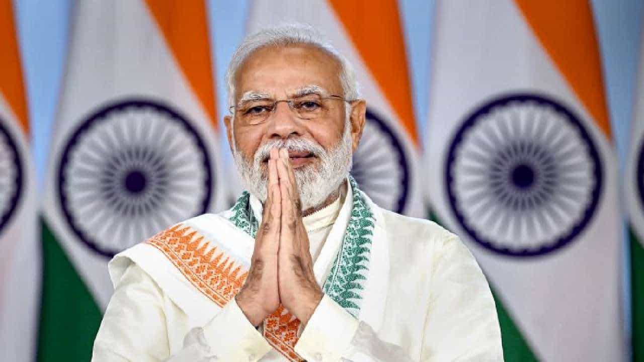 PM Modi Karnataka Visit: ಫೆಬ್ರವರಿ 6ರಂದು ಪ್ರಧಾನಿ ಮೋದಿ ತುಮಕೂರಿಗೆ ಆಗಮನ, ಕಾರ್ಯಕ್ರಮದ ವಿವರ ಹೀಗಿದೆ PM Modi Karnataka Visit: ಫೆಬ್ರವರಿ 6ರಂದು ಪ್ರಧಾನಿ ಮೋದಿ ತುಮಕೂರಿಗೆ ಆಗಮನ, ಕಾರ್ಯಕ್ರಮದ ವಿವರ ಹೀಗಿದೆ