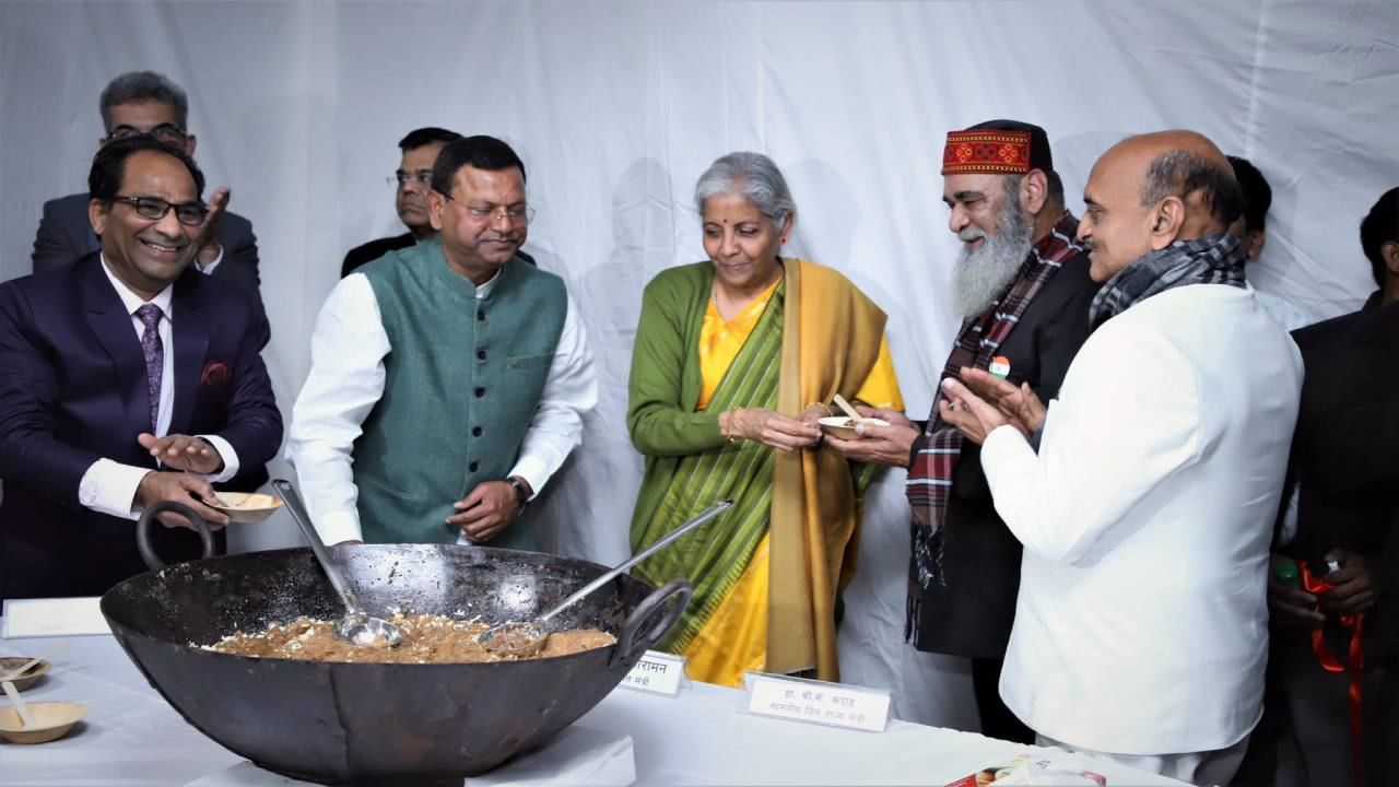 Budget 2023 Halwa Ceremony Finance Minister Nirmala Sitharaman distributed halwa to members of Budget Press along with other staff of the ministry