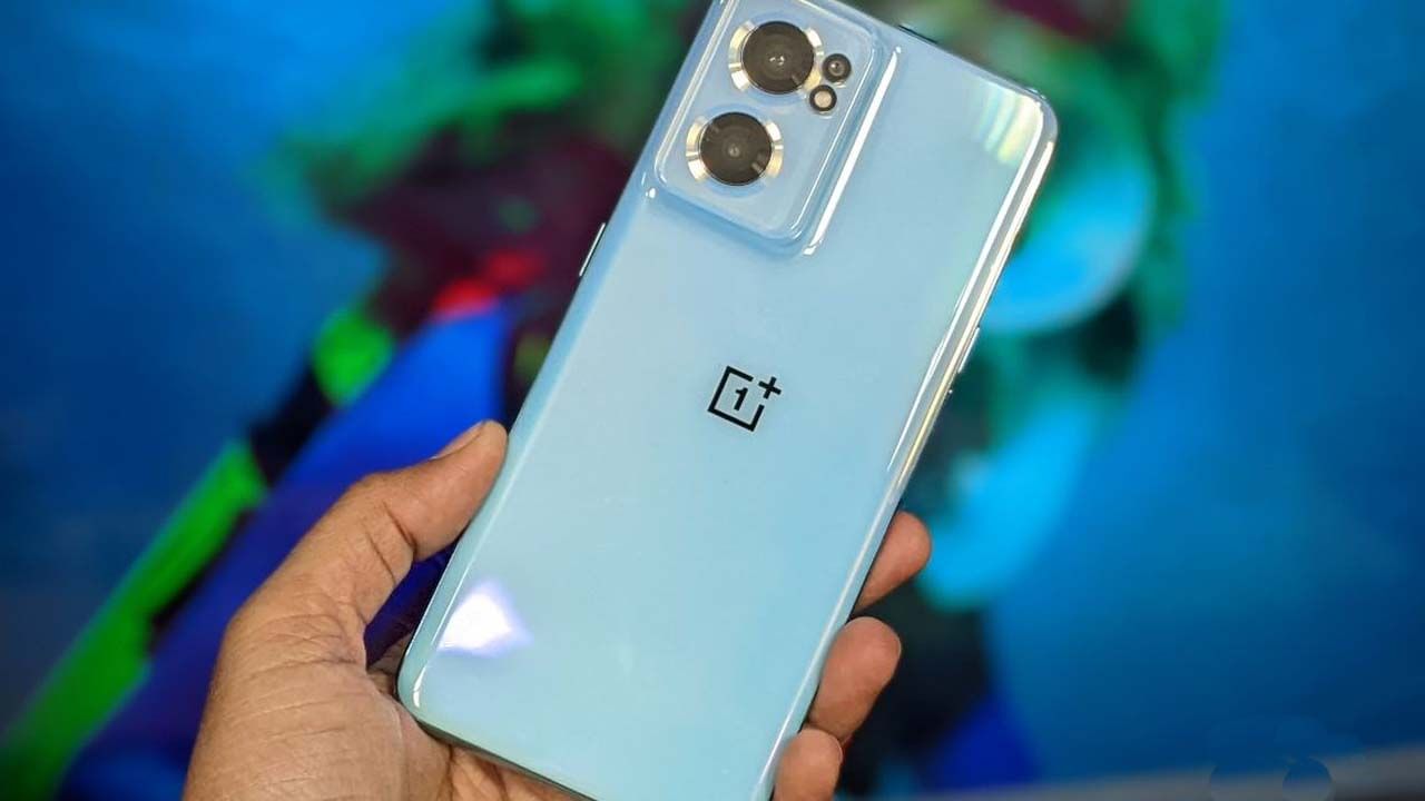 OnePlus Nord CE 3 5G: ಬಹುನಿರೀಕ್ಷಿತ ಒನ್ಪ್ಲಸ್ ನಾರ್ಡ್ CE 3 5G ಫೋನ್ ಫೀಚರ್ಸ್ ಲೀಕ್: ಇದನ್ನು ಖರೀದಿಸಲು ಕ್ಯೂ ಗ್ಯಾರಂಟಿ OnePlus Nord CE 3 5G: ಬಹುನಿರೀಕ್ಷಿತ ಒನ್ಪ್ಲಸ್ ನಾರ್ಡ್ CE 3 5G ಫೋನ್ ಫೀಚರ್ಸ್ ಲೀಕ್: ಇದನ್ನು ಖರೀದಿಸಲು ಕ್ಯೂ ಗ್ಯಾರಂಟಿ