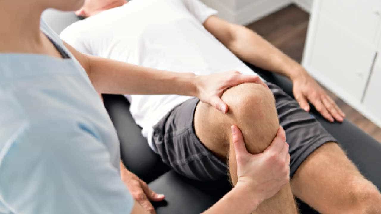 Physiotherapy: ಫಿಜಿಯೋಥೆರಪಿಯಿಂದ ಮಧುಮೇಹವನ್ನು ನಿಯಂತ್ರಿಸಬಹುದೇ? ಇಲ್ಲಿದೆ ಮಾಹಿತಿ Physiotherapy: ಫಿಜಿಯೋಥೆರಪಿಯಿಂದ ಮಧುಮೇಹವನ್ನು ನಿಯಂತ್ರಿಸಬಹುದೇ? ಇಲ್ಲಿದೆ ಮಾಹಿತಿ