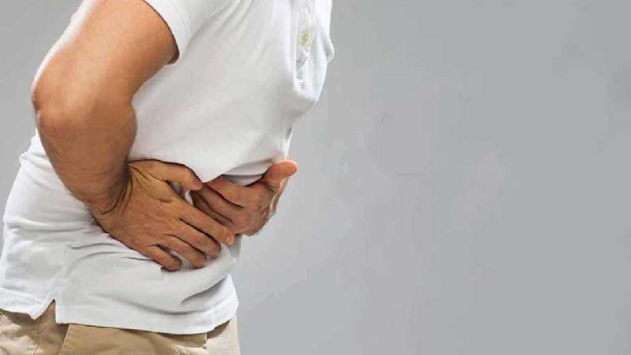 Home Remedies For Piles: ಈ ಹಣ್ಣುಗಳನ್ನು ತಿನ್ನಿ ಮೂಲವ್ಯಾಧಿಯಿಂದ ದೂರವಿರಿ Home Remedies For Piles: ಈ ಹಣ್ಣುಗಳನ್ನು ತಿನ್ನಿ ಮೂಲವ್ಯಾಧಿಯಿಂದ ದೂರವಿರಿ