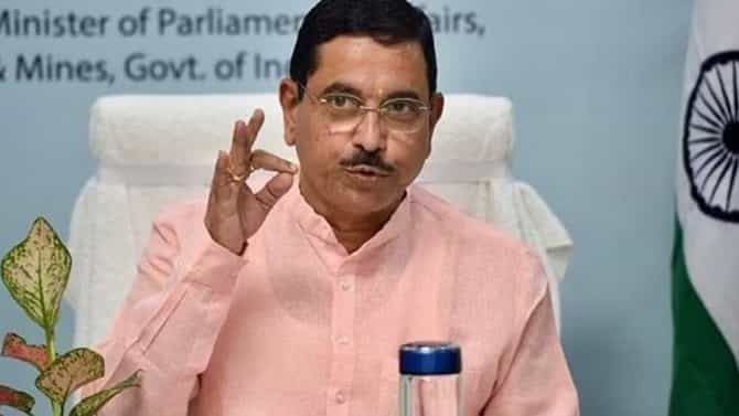 ಹುಬ್ಬಳ್ಳಿಯಲ್ಲಿ ನಡೆದ ಪ್ರಧಾನಿ ಕಾರ್ಯಕ್ರಮ ಐತಿಹಾಸಿಕ ದಾಖಲೆ: ಧಾರವಾಡ ಜಿಲ್ಲೆ ಜನರಿಗೆ ಧನ್ಯವಾದ ಹೇಳಿದ ಜೋಶಿ