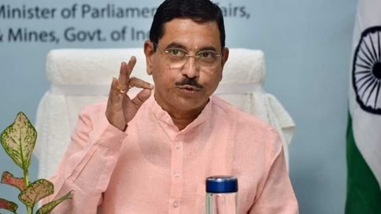 ಹುಬ್ಬಳ್ಳಿಯಲ್ಲಿ ನಡೆದ ಪ್ರಧಾನಿ ಕಾರ್ಯಕ್ರಮ ಐತಿಹಾಸಿಕ ದಾಖಲೆ: ಧಾರವಾಡ ಜಿಲ್ಲೆ ಜನರಿಗೆ ಧನ್ಯವಾದ ಹೇಳಿದ ಜೋಶಿ ಹುಬ್ಬಳ್ಳಿಯಲ್ಲಿ ನಡೆದ ಪ್ರಧಾನಿ ಕಾರ್ಯಕ್ರಮ ಐತಿಹಾಸಿಕ ದಾಖಲೆ: ಧಾರವಾಡ ಜಿಲ್ಲೆ ಜನರಿಗೆ ಧನ್ಯವಾದ ಹೇಳಿದ ಜೋಶಿ