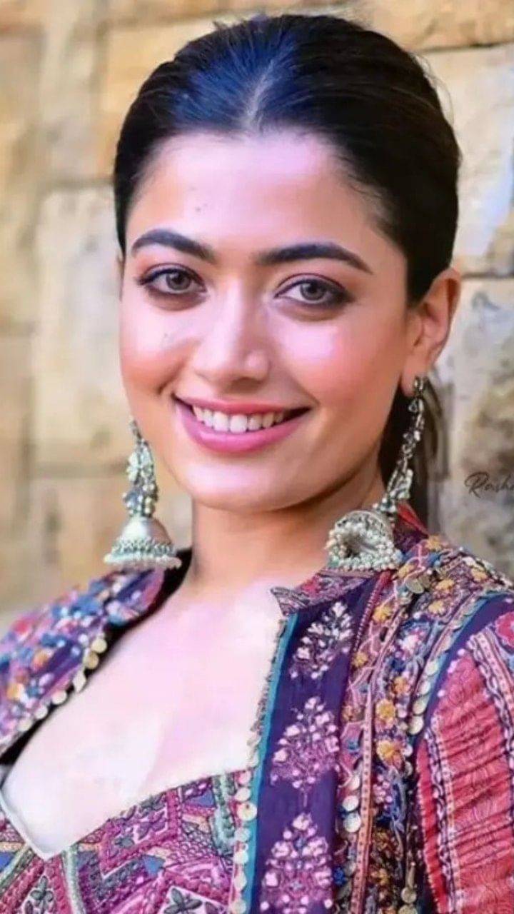 Rashmika Mandanna (1)
