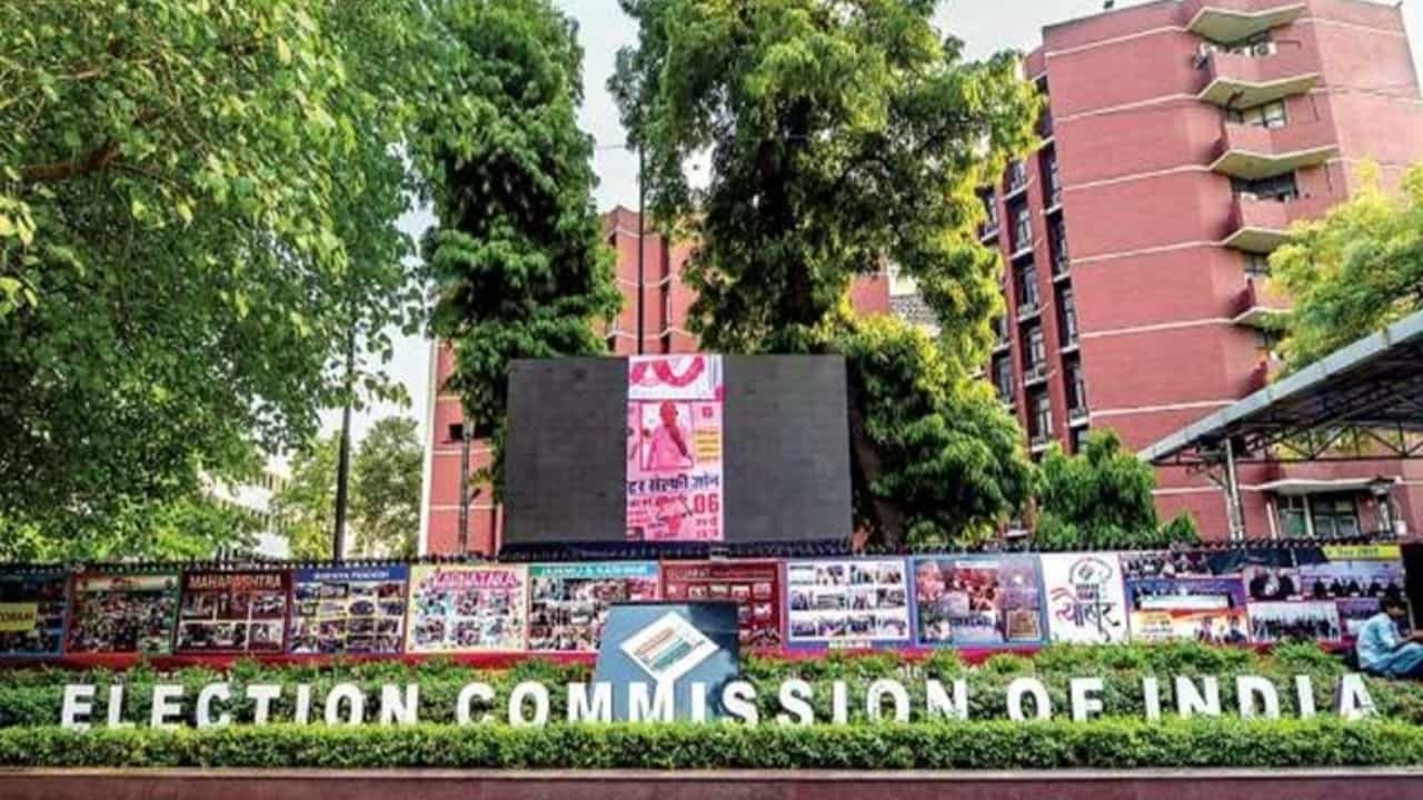 Remote Voting Machine: ರಿಮೋಟ್ ವೋಟಿಂಗ್ ಮೆಷಿನ್ ಕುರಿತು ಸರ್ವಪಕ್ಷ ಸಭೆ ನಡೆಸುತ್ತಿರುವ ಚುನಾವಣಾ ಆಯೋಗ