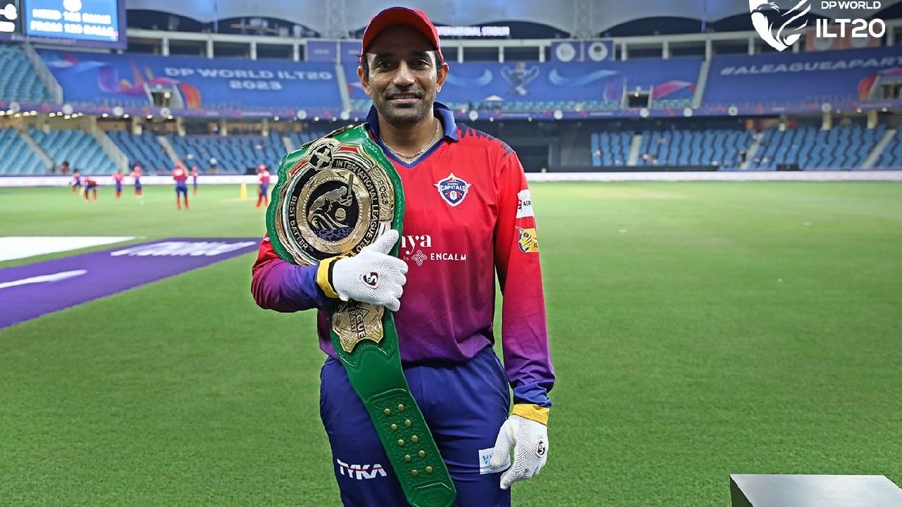 ಯುಎಇನಲ್ಲಿ ನಡೆಯುತ್ತಿರುವ ಇಂಟರ್ನ್ಯಾಷನಲ್ ಟಿ20 ಲೀಗ್ನಲ್ಲಿ ರಾಬಿನ್ ಉತ್ತಪ್ಪ ಭರ್ಜರಿ ಬ್ಯಾಟಿಂಗ್ ಮೂಲಕ ಅಬ್ಬರಿಸಿದ್ದಾರೆ. ದುಬೈ ಕ್ಯಾಪಿಟಲ್ಸ್ ಪರ ಕಣಕ್ಕಿಳಿದ ಉತ್ತಪ್ಪ ಆಕರ್ಷಕ ಅರ್ಧಶತಕ ಬಾರಿಸುವ ಮೂಲಕ ತಂಡಕ್ಕೆ ಸ್ಪೋಟಕ ಆರಂಭ ಒದಗಿಸಿದ್ದರು. ಇದಕ್ಕೂ ಈ ಪಂದ್ಯದಲ್ಲಿ ಟಾಸ್ ಗೆದ್ದ ಗಲ್ಫ್ ಜೈಂಟ್ಸ್ ತಂಡವು ಬೌಲಿಂಗ್ ಆಯ್ದುಕೊಂಡಿತು.