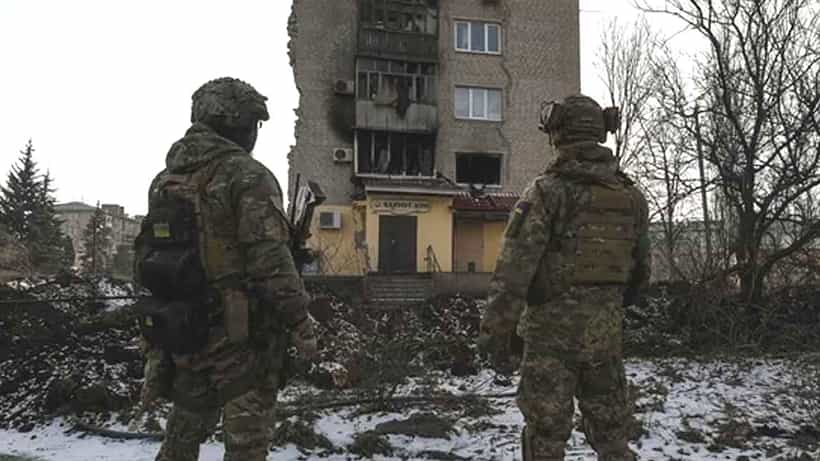 Russia Ukraine War: ಉಕ್ರೇನ್ಗೆ ಯುದ್ಧ ಟ್ಯಾಂಕ್ ಒದಗಿಸುವ ಜರ್ಮನಿ ಭರವಸೆ ಬೆನ್ನಿಗೇ ರಷ್ಯಾದಿಂದ ತೀವ್ರ ದಾಳಿ; ಕುಸಿಯಿತು ವಿದ್ಯುತ್ ವಿತರಣೆ
