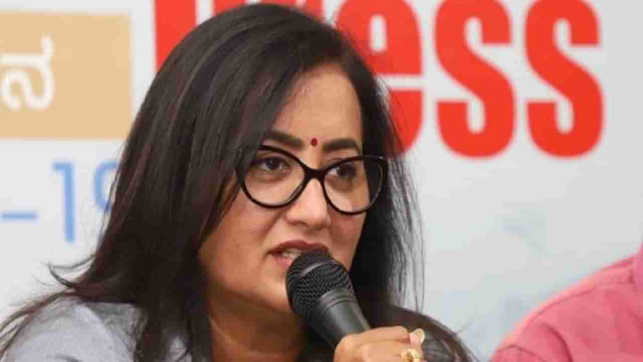 Sumalatha Ambareesh: ರಾಜ್ಯ ರಾಜಕಾರಣಕ್ಕೆ ಸುಮಲತಾ ಅಂಬರೀಶ್ ಬರಲೇ ಬೇಕೆಂದು ಬೆಂಬಲಿಗರ ಸಭೆಯಲ್ಲಿ ತೀರ್ಮಾನ: ಯಾವ ಪಕ್ಷ, ಯಾವ ಕ್ಷೇತ್ರ?