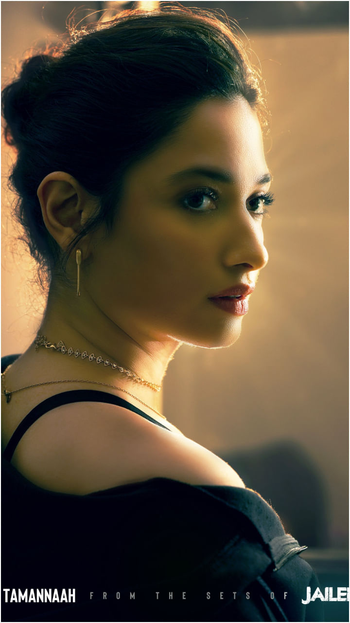 Tamannaah Bhatia(8)