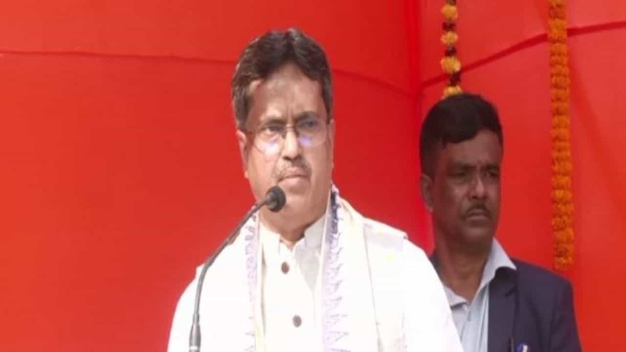 Viral News: 10 ವರ್ಷದ ಬಾಲಕನಿಗೆ ದಂತ ಶಸ್ತ್ರಚಿಕಿತ್ಸೆ ಮಾಡಿದ ತ್ರಿಪುರಾ ಸಿಎಂ