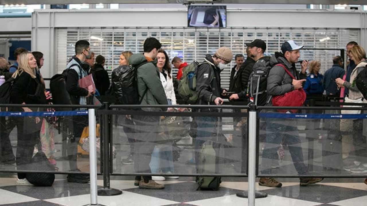 ಆಕಸ್ಮಿಕವಾಗಿ ಫೈಲ್ಗಳು ಡಿಲೀಟ್ ಆಗಿತ್ತು; ಅಮೆರಿಕಾದಲ್ಲಿ ವಿಮಾನ ಹಾರಾಟ ಸ್ಥಗಿತದ ಬಗ್ಗೆ ಎಫ್ಎಎ ಸ್ಪಷ್ಟನೆ ಆಕಸ್ಮಿಕವಾಗಿ ಫೈಲ್ಗಳು ಡಿಲೀಟ್ ಆಗಿತ್ತು; ಅಮೆರಿಕಾದಲ್ಲಿ ವಿಮಾನ ಹಾರಾಟ ಸ್ಥಗಿತದ ಬಗ್ಗೆ ಎಫ್ಎಎ ಸ್ಪಷ್ಟನೆ