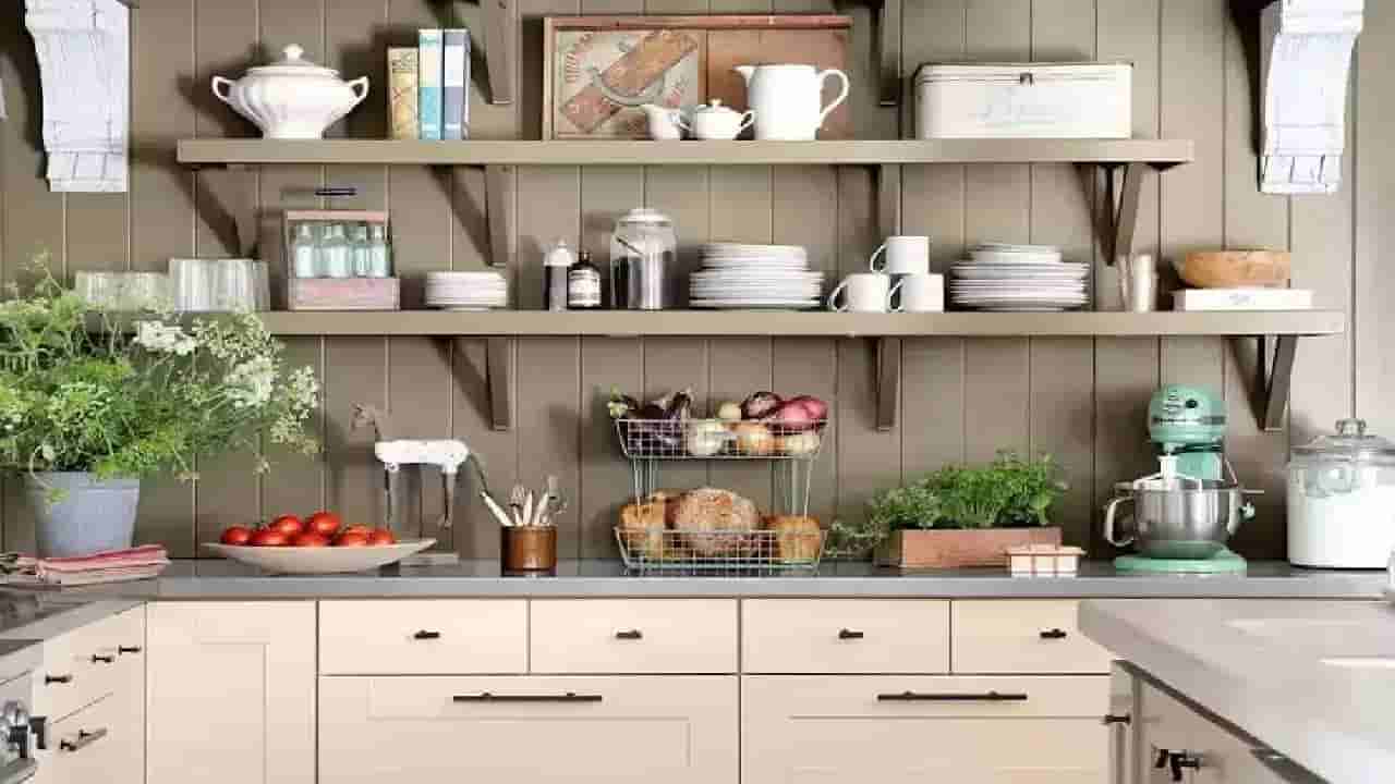 Vastu Tips for Kitchen: ವಾಸ್ತು ಶಾಸ್ತ್ರದ ಪ್ರಕಾರ ನಿಮ್ಮ ಮನೆಯ ಅಡುಗೆ ಕೋಣೆ ಹೇಗಿರಬೇಕು? ಸಲಹೆಗಳು ಇಲ್ಲಿವೆ