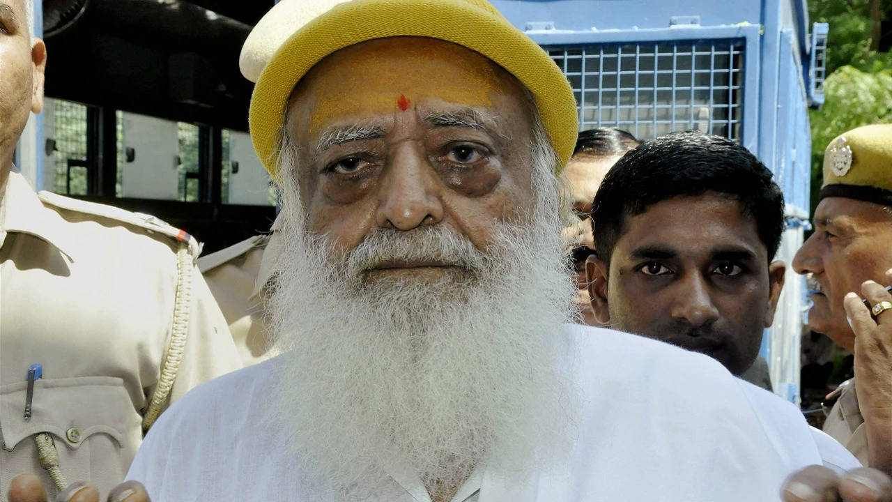 Asaram Bapu: ಅತ್ಯಾಚಾರ ಪ್ರಕರಣಕ್ಕೆ ಸಂಬಂಧಿಸಿದಂತೆ ಸ್ವಯಂಘೋಷಿತ ದೇವಮಾನವ ಅಸಾರಾಂ ಬಾಪುಗೆ ಜೀವಾವಧಿ ಶಿಕ್ಷೆ