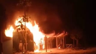 Viral Video: ಮಧ್ಯಪ್ರದೇಶದಲ್ಲಿ ಪೊಲೀಸರಿಂದ ಕೊಲೆ ಆರೋಪಿ ಬಿಜೆಪಿ ನಾಯಕನ ಅಕ್ರಮ ಹೋಟೆಲ್ ಧ್ವಂಸ