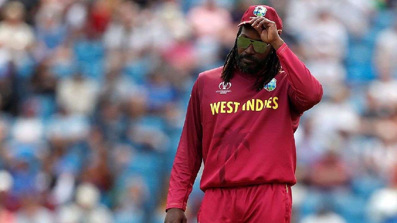 ಏಕೆಂದರೆ ಟಿ20 ಕ್ರಿಕೆಟ್ನ ಸ್ಪೋಟಕ ಬ್ಯಾಟ್ಸ್ಮನ್ ಕ್ರಿಸ್ ಗೇಲ್ಗಿಂತ ವೇಗವಾಗಿ ಸೂರ್ಯಕುಮಾರ್ ಬ್ಯಾಟ್ ಝಳಪಳಿಸುತ್ತಿದ್ದಾರೆ. ಇದಕ್ಕೆ ಸಾಕ್ಷಿಯೇ ಪ್ರಸ್ತುತ ಅಂಕಿ ಅಂಶಗಳು.