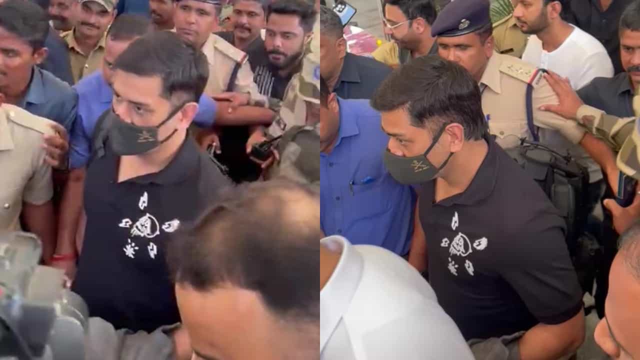 ಎಂಎಸ್ ಧೋನಿ ಅಂತರಾಷ್ಟ್ರೀಯ ಕ್ರಿಕೆಟ್ನಿಂದ ನಿವೃತ್ತರಾಗಿರಬಹುದು ಆದರೆ ಅಭಿಮಾನಿಗಳ ಅಭಿಮಾನ ಕಿಂಚಿತ್ತು ಕಡಿಮೆಯಾಗಿಲ್ಲ. ಇವತ್ತಿಗೂ ಧೋನಿಯ ಕ್ರೇಜ್ ಅವರು ಕ್ರಿಕೆಟ್ ಆಡುವ ದಿನಗಳಲ್ಲಿ ಇದ್ದಂತೆಯೇ ಇದೆ. ಸದ್ಯ ಐಪಿಎಲ್ನಲ್ಲಿ ಕಣಕ್ಕಿಳಿಯುತ್ತಿರುವ ಧೋನಿಗೆ ಇದು ಕೊನೆಯ ಐಪಿಎಲ್ ಎಂದೇ ಹೇಳಲಾಗುತ್ತಿದೆ.