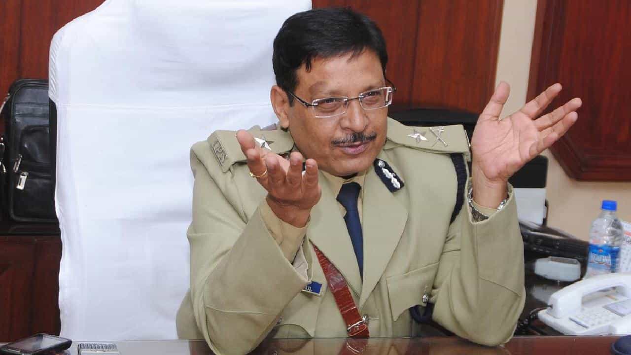 PSI Scam Case: ಅಮೃತ್ ಪಾಲ್ ಜಾಮೀನು ಅರ್ಜಿ ಮತ್ತೆ ವಜಾ: ಮಾಜಿ IPS ಅಧಿಕಾರಿಗೆ ಜೈಲೇ ಗತಿ PSI Scam Case: ಅಮೃತ್ ಪಾಲ್ ಜಾಮೀನು ಅರ್ಜಿ ಮತ್ತೆ ವಜಾ: ಮಾಜಿ IPS ಅಧಿಕಾರಿಗೆ ಜೈಲೇ ಗತಿ