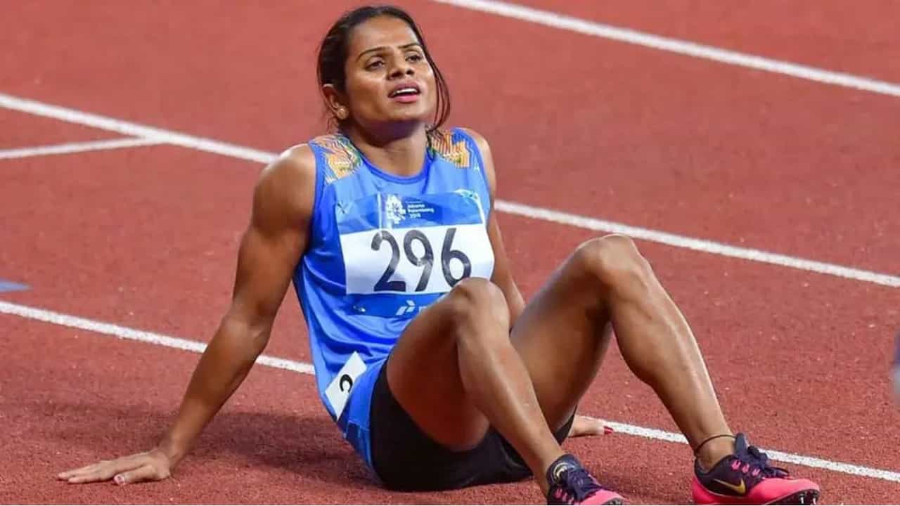 Dutee Chand: ನಿಷೇಧಿತ ಡ್ರಗ್ ಸೇವನೆ ಆರೋಪ; ಭಾರತದ ಸ್ಟಾರ್ ಓಟಗಾರ್ತಿ ದ್ಯುತಿ ಚಂದ್ ತಾತ್ಕಾಲಿಕ ಅಮಾನತು Dutee Chand: ನಿಷೇಧಿತ ಡ್ರಗ್ ಸೇವನೆ ಆರೋಪ; ಭಾರತದ ಸ್ಟಾರ್ ಓಟಗಾರ್ತಿ ದ್ಯುತಿ ಚಂದ್ ತಾತ್ಕಾಲಿಕ ಅಮಾನತು