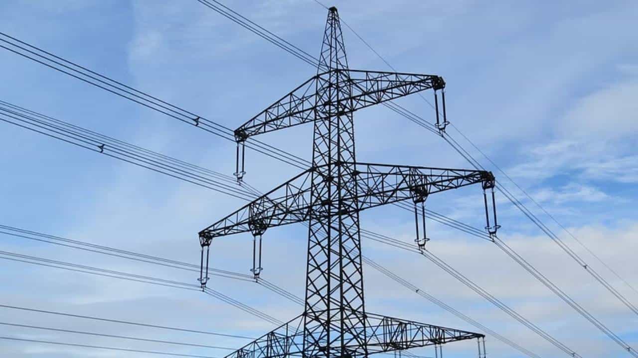 Electricity Access: ಬಡ ಕುಟುಂಬಗಳಿಗೆ ವಿದ್ಯುತ್ ಸಂಪರ್ಕದಲ್ಲಿ ಗಮನಾರ್ಹ ಸಾಧನೆ; ಇಲ್ಲಿದೆ ನೋಡಿ ವಿವರ Electricity Access: ಬಡ ಕುಟುಂಬಗಳಿಗೆ ವಿದ್ಯುತ್ ಸಂಪರ್ಕದಲ್ಲಿ ಗಮನಾರ್ಹ ಸಾಧನೆ; ಇಲ್ಲಿದೆ ನೋಡಿ ವಿವರ