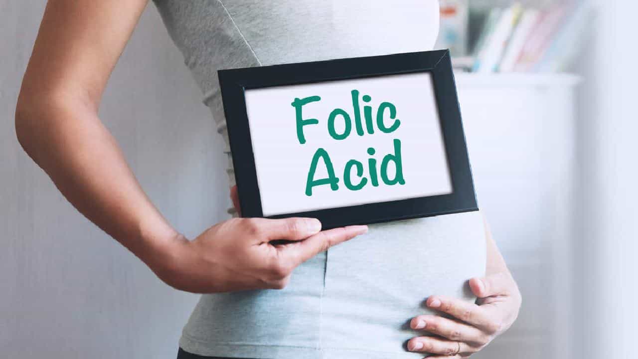 Folic Acid: ಫೋಲಿಕ್ ಆ್ಯಸಿಡ್ ಬಗ್ಗೆ ನಿಮಗೆಷ್ಟು ಗೊತ್ತು?; ಇದರ ಮಹತ್ವ, ಅಡ್ಡ ಪರಿಣಾಮಗಳೇನು? Folic Acid: ಫೋಲಿಕ್ ಆ್ಯಸಿಡ್ ಬಗ್ಗೆ ನಿಮಗೆಷ್ಟು ಗೊತ್ತು?; ಇದರ ಮಹತ್ವ, ಅಡ್ಡ ಪರಿಣಾಮಗಳೇನು?