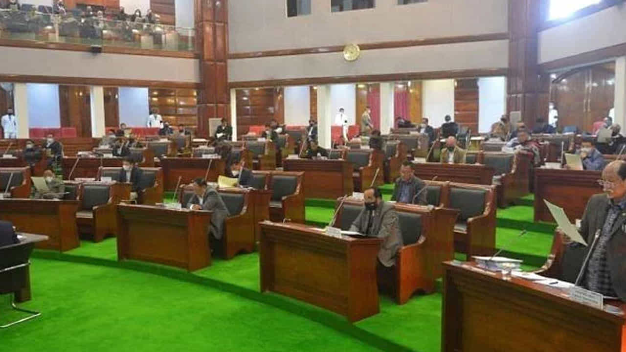 ನಾಗಾಲ್ಯಾಂಡ್ ಹಾಲಿ ಶಾಸಕರಲ್ಲಿ ಶೇ75 ಕೋಟ್ಯಾಧಿಪತಿಗಳು, ಶೇ3 ಮಂದಿ ವಿರುದ್ಧವಿದೆ ಕ್ರಿಮಿನಲ್ ಪ್ರಕರಣ: ಎಡಿಆರ್ ವರದಿ ನಾಗಾಲ್ಯಾಂಡ್ ಹಾಲಿ ಶಾಸಕರಲ್ಲಿ ಶೇ75 ಕೋಟ್ಯಾಧಿಪತಿಗಳು, ಶೇ3 ಮಂದಿ ವಿರುದ್ಧವಿದೆ ಕ್ರಿಮಿನಲ್ ಪ್ರಕರಣ: ಎಡಿಆರ್ ವರದಿ