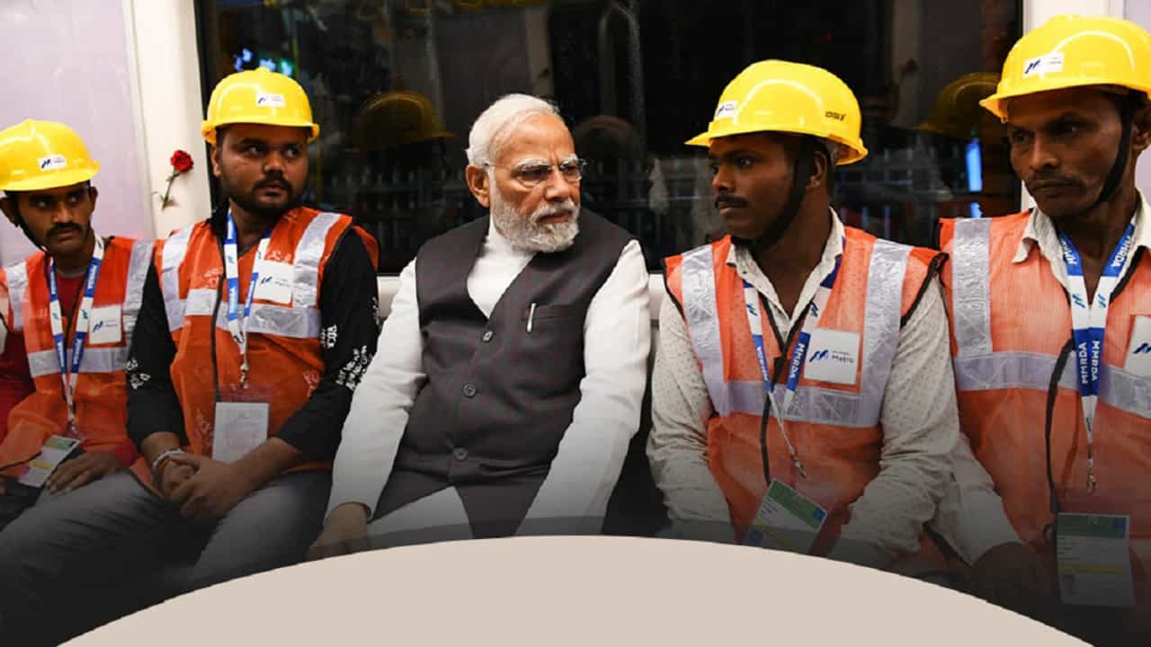 Mann Ki Baat: ಪ್ರಧಾನಿ ಮೋದಿ ಮನ್ ಕೀ ಬಾತ್ ರೇಡಿಯೋ ಟಾಕ್ ಶೋ ಇಂದು Mann Ki Baat: ಪ್ರಧಾನಿ ಮೋದಿ ಮನ್ ಕೀ ಬಾತ್ ರೇಡಿಯೋ ಟಾಕ್ ಶೋ ಇಂದು