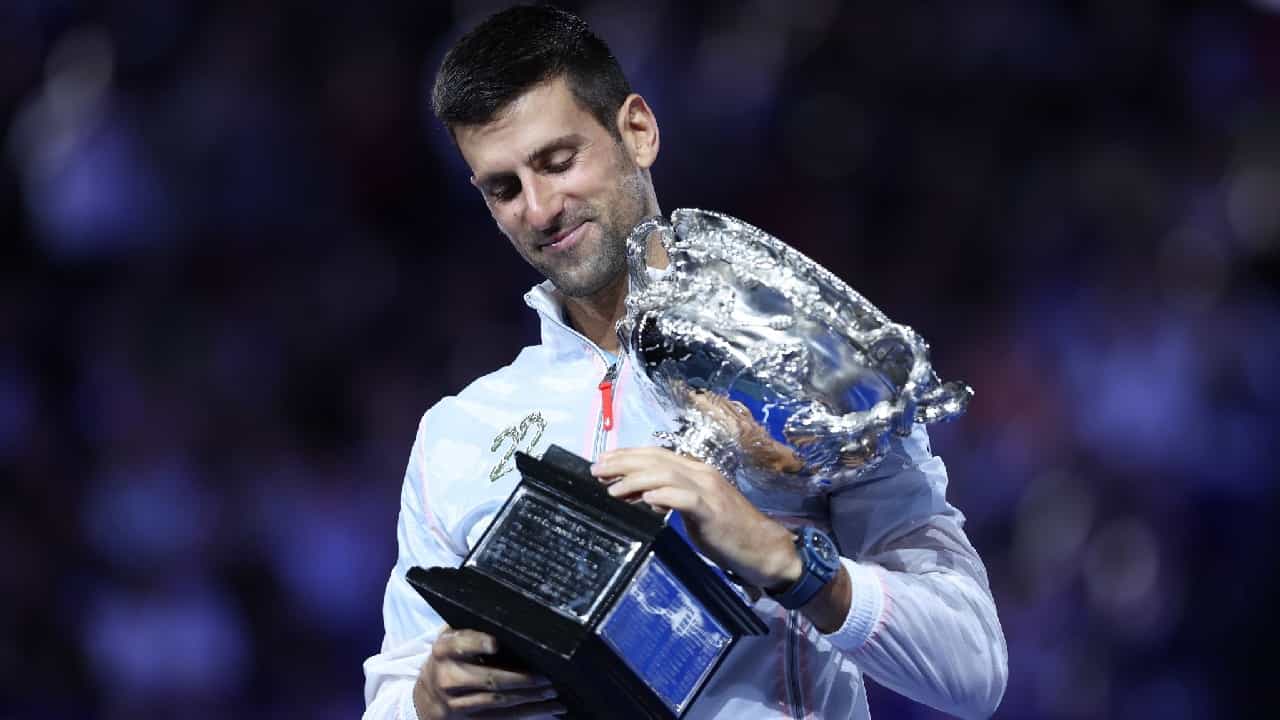 Novak Djokovic: ಆಸ್ಟ್ರೇಲಿಯನ್ ಓಪನ್ ಗೆದ್ದು ಇತಿಹಾಸ ನಿರ್ಮಿಸಿದ ನೋವಾಕ್ ಜೊಕೊವಿಚ್ Novak Djokovic: ಆಸ್ಟ್ರೇಲಿಯನ್ ಓಪನ್ ಗೆದ್ದು ಇತಿಹಾಸ ನಿರ್ಮಿಸಿದ ನೋವಾಕ್ ಜೊಕೊವಿಚ್