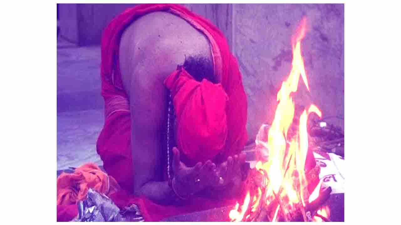 ಗರ್ಭಿಣಿಯಾಗಲು ಸೊಸೆಗೆ ಮೂಳೆಪುಡಿ ಸೇವಿಸಲು ಒತ್ತಾಯಿಸಿದ ಅತ್ತೆ ಗರ್ಭಿಣಿಯಾಗಲು ಸೊಸೆಗೆ ಮೂಳೆಪುಡಿ ಸೇವಿಸಲು ಒತ್ತಾಯಿಸಿದ ಅತ್ತೆ