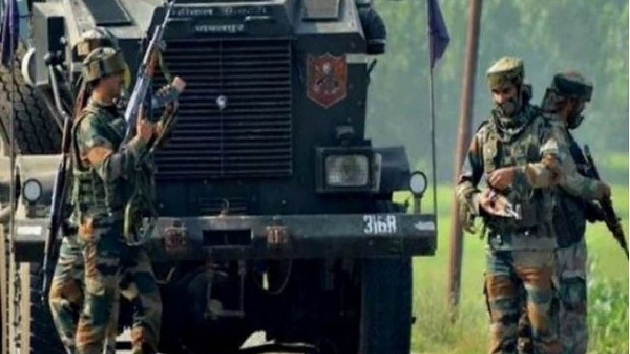 Rajouri Terror Attack: ರಜೌರಿಯಲ್ಲಿ ಉಗ್ರರ ದಾಳಿ; ಸಾವಿನ ಸಂಖ್ಯೆ 4ಕ್ಕೆ ಏರಿಕೆ, 9 ಮಂದಿಗೆ ಗಾಯ Rajouri Terror Attack: ರಜೌರಿಯಲ್ಲಿ ಉಗ್ರರ ದಾಳಿ; ಸಾವಿನ ಸಂಖ್ಯೆ 4ಕ್ಕೆ ಏರಿಕೆ, 9 ಮಂದಿಗೆ ಗಾಯ