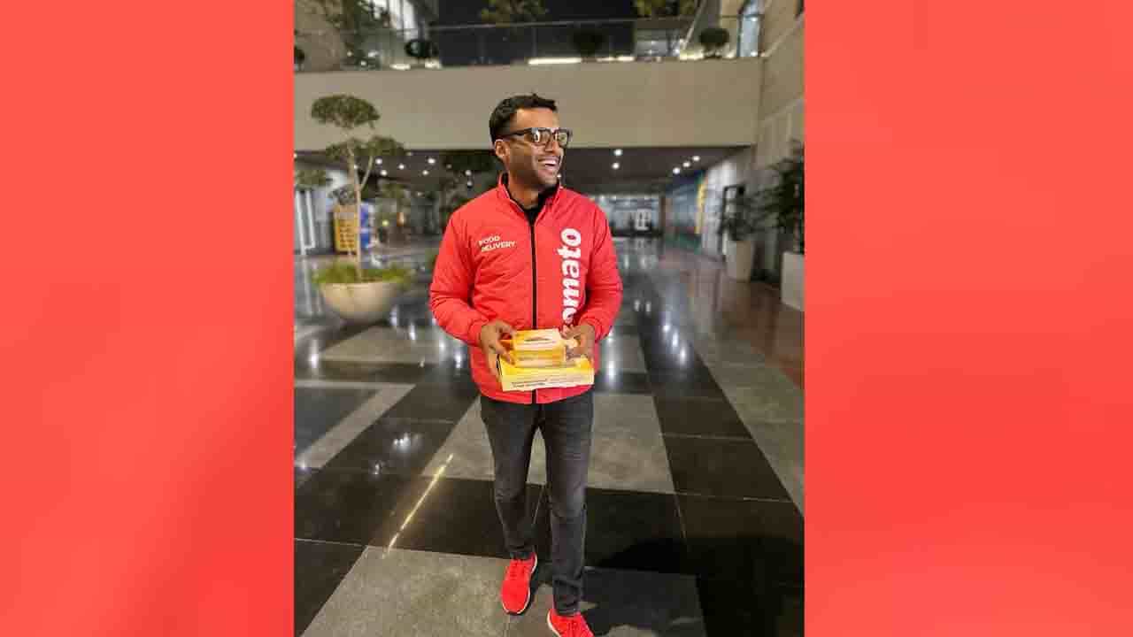 ಝೊಮ್ಯಾಟೋ ಡೆಲಿವರಿ ಏಜೆಂಟ್ ಪಾತ್ರ ನಿರ್ವಹಿಸಿದ ಸಿಇಒ ದೀಪೀಂದರ್ ಗೋಯಲ್; ಪ್ರಚಾರ ತಂತ್ರ ಎಂದ ನೆಟ್ಟಿಗರು ಝೊಮ್ಯಾಟೋ ಡೆಲಿವರಿ ಏಜೆಂಟ್ ಪಾತ್ರ ನಿರ್ವಹಿಸಿದ ಸಿಇಒ ದೀಪೀಂದರ್ ಗೋಯಲ್; ಪ್ರಚಾರ ತಂತ್ರ ಎಂದ ನೆಟ್ಟಿಗರು