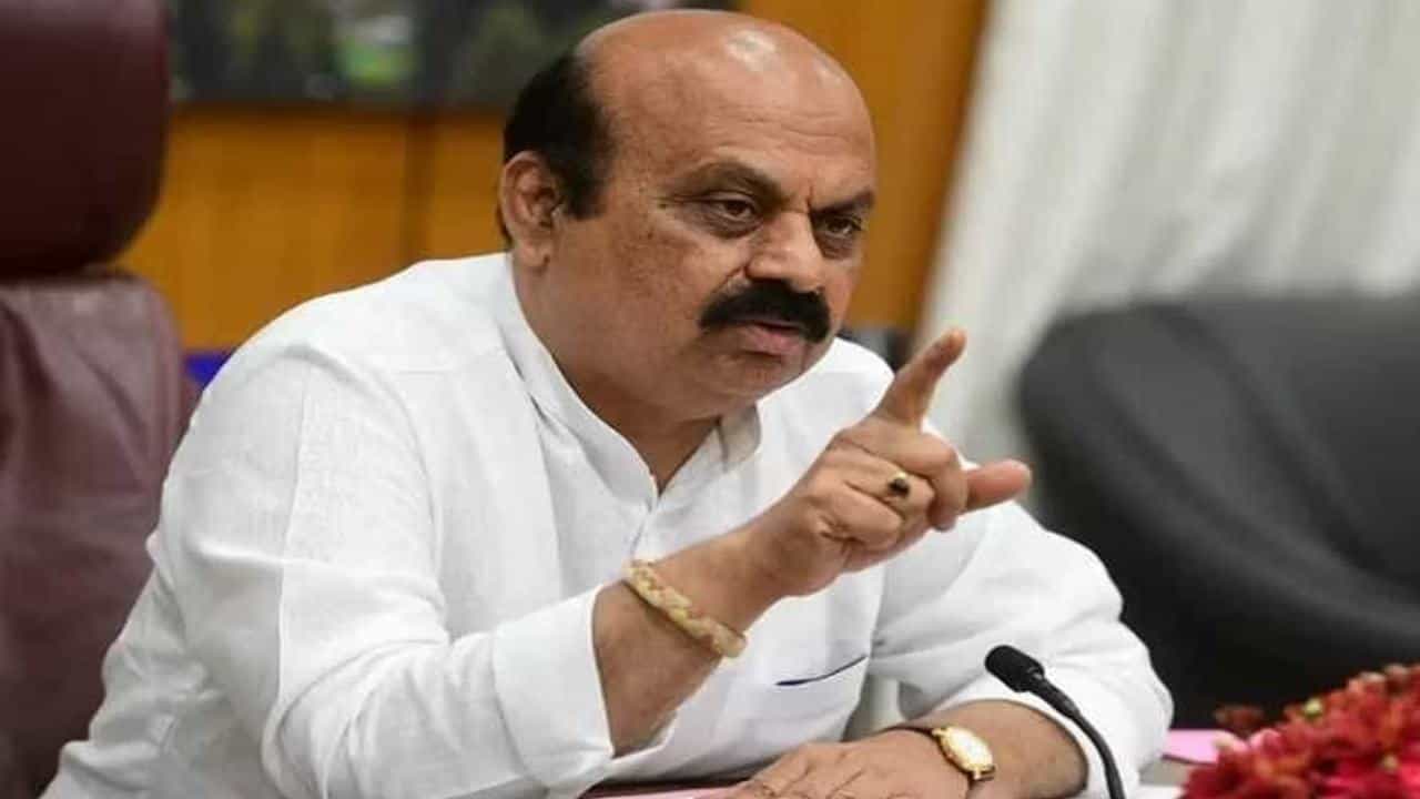 ಕನ್ನಡದ ಕಾನೂನು ನಿಘಂಟು ರಚಿಸುವಂತೆ ಕನ್ನಡ ಸಂಸ್ಕೃತಿ ಇಲಾಖೆಗೆ ಸೂಚನೆ ನೀಡಿದ ಸಿಎಂ ಬೊಮ್ಮಾಯಿ ಕನ್ನಡದ ಕಾನೂನು ನಿಘಂಟು ರಚಿಸುವಂತೆ ಕನ್ನಡ ಸಂಸ್ಕೃತಿ ಇಲಾಖೆಗೆ ಸೂಚನೆ ನೀಡಿದ ಸಿಎಂ ಬೊಮ್ಮಾಯಿ