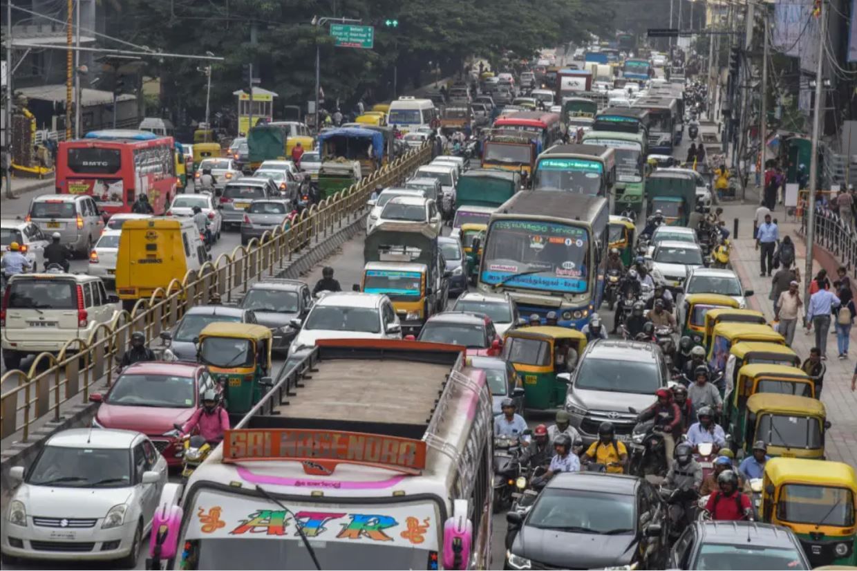 Bengaluru Traffic: ಟ್ರಾಫಿಕ್​ನಲ್ಲೇ ಅತಿಹೆಚ್ಚು ಸಮಯ; ನಿಧಾನಗತಿ ನಗರಗಳ ಸಾಲಿನಲ್ಲಿ ಬೆಂಗಳೂರು