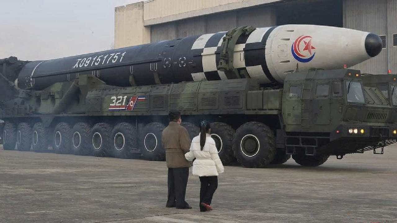 Ballistic Missile: ಉತ್ತರ ಕೊರಿಯಾದಿಂದ 48 ಗಂಟೆಗಳಲ್ಲಿ 2 ಬ್ಯಾಲಿಸ್ಟಿಕ್ ಕ್ಷಿಪಣಿಗಳ ಪರೀಕ್ಷೆ Ballistic Missile: ಉತ್ತರ ಕೊರಿಯಾದಿಂದ 48 ಗಂಟೆಗಳಲ್ಲಿ 2 ಬ್ಯಾಲಿಸ್ಟಿಕ್ ಕ್ಷಿಪಣಿಗಳ ಪರೀಕ್ಷೆ