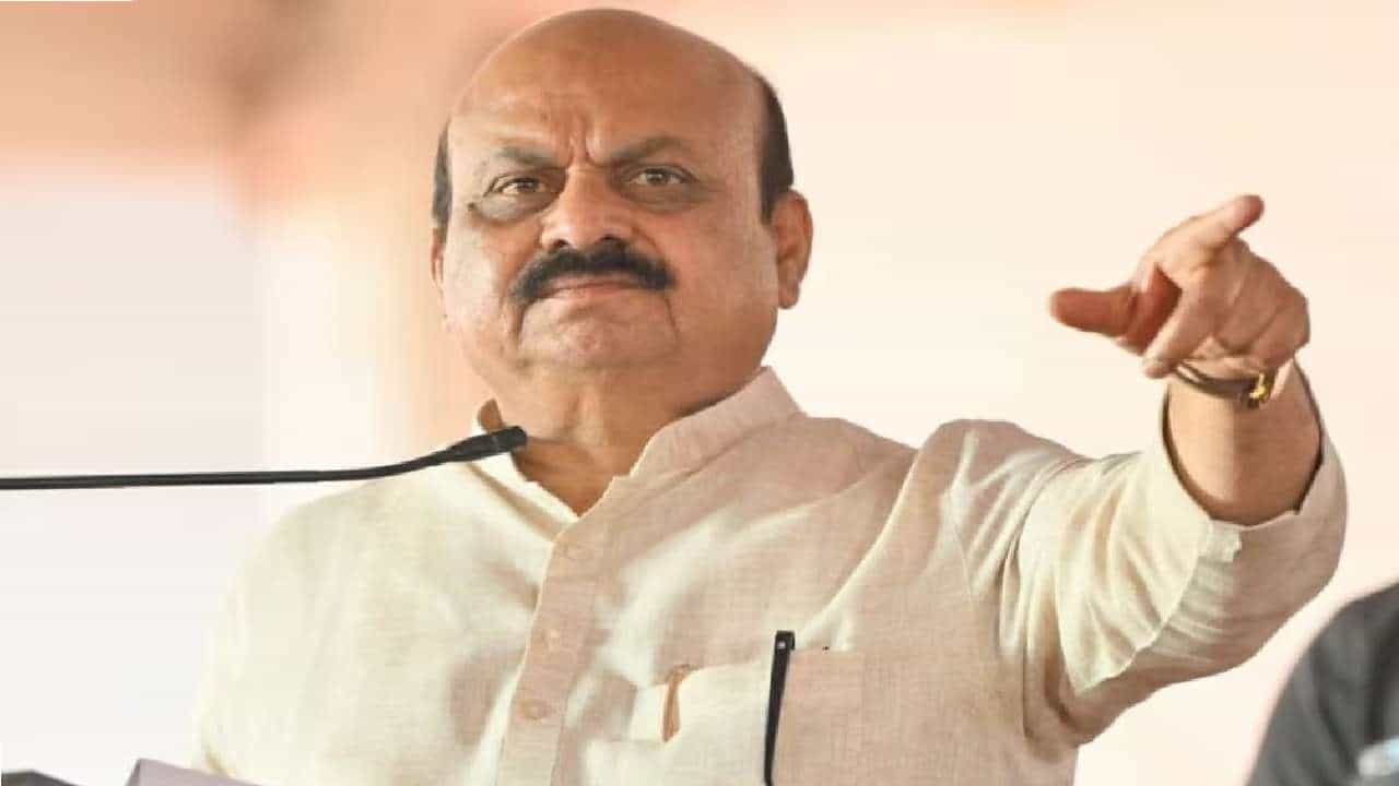 ಬಿಜೆಪಿ ಪ್ರಗತಿ ರಥ ಯಾತ್ರೆಗೆ ಚಾಲನೆ; ಬಿಜೆಪಿಯೇ ಜನರ ಭರವಸೆ ಎಂದ ಸಿಎಂ ಬಸವರಾಜ ಬೊಮ್ಮಾಯಿ ಬಿಜೆಪಿ ಪ್ರಗತಿ ರಥ ಯಾತ್ರೆಗೆ ಚಾಲನೆ; ಬಿಜೆಪಿಯೇ ಜನರ ಭರವಸೆ ಎಂದ ಸಿಎಂ ಬಸವರಾಜ ಬೊಮ್ಮಾಯಿ