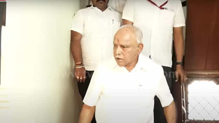 BSY Birthday: 80 ನೇ ವಸಂತಕ್ಕೆ ಕಾಲಿಟ್ಟ ಬಿಎಸ್ ಯಡಿಯೂರಪ್ಪ, ಗಣ್ಯರು, ಬೆಂಬಲಿಗರಿಂದ ಶುಭ ಹಾರೈಕೆ BSY Birthday: 80 ನೇ ವಸಂತಕ್ಕೆ ಕಾಲಿಟ್ಟ ಬಿಎಸ್ ಯಡಿಯೂರಪ್ಪ, ಗಣ್ಯರು, ಬೆಂಬಲಿಗರಿಂದ ಶುಭ ಹಾರೈಕೆ