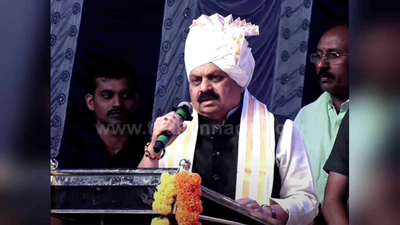 ಅಪ್ಪು ಸ್ಮಾರಕವನ್ನು ಅದ್ಭುತವಾಗಿ ನಿರ್ಮಾಣ ಮಾಡುತ್ತೇವೆ, ಅದು ನನ್ನ ಭಾಗ್ಯ: ಸಿಎಂ ಬೊಮ್ಮಾಯಿ ಅಪ್ಪು ಸ್ಮಾರಕವನ್ನು ಅದ್ಭುತವಾಗಿ ನಿರ್ಮಾಣ ಮಾಡುತ್ತೇವೆ, ಅದು ನನ್ನ ಭಾಗ್ಯ: ಸಿಎಂ ಬೊಮ್ಮಾಯಿ