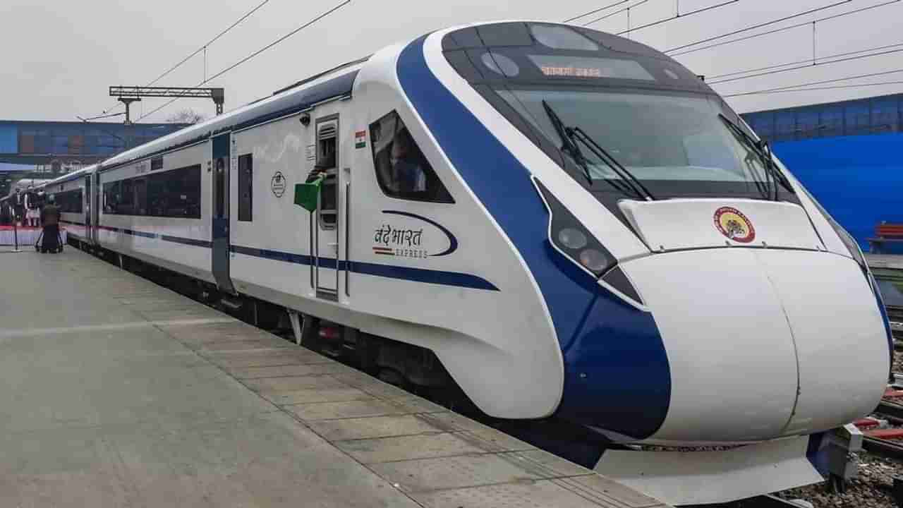 Vande Bharat Express: ಬೆಂಗಳೂರಿನಲ್ಲಿ ವಂದೇ ಭಾರತ್ ರೈಲಿಗೆ ಕಲ್ಲೇಟು, ಪ್ರಯಾಣಿಕರಿಗೆ ಗಾಯ, ರೈಲ್ವೆ ಇಲಾಖೆಯಿಂದ ಕಠಿಣ ಕ್ರಮದ ಎಚ್ಚರಿಕೆ