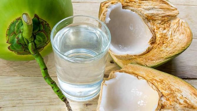 Coconut Water: ಎಳನೀರಿಗೆ ನಿಂಬೆ ರಸವನ್ನು ಮಿಶ್ರಣ ಮಾಡಿ ಕುಡಿಯುವುದು ಆರೋಗ್ಯಕ್ಕೆ ಒಳ್ಳೆಯದೋ, ಕೆಟ್ಟದ್ದೋ? Coconut Water: ಎಳನೀರಿಗೆ ನಿಂಬೆ ರಸವನ್ನು ಮಿಶ್ರಣ ಮಾಡಿ ಕುಡಿಯುವುದು ಆರೋಗ್ಯಕ್ಕೆ ಒಳ್ಳೆಯದೋ, ಕೆಟ್ಟದ್ದೋ?
