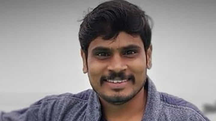 ಬರ್ತ್ಡೇ ದಿನ ಧರ್ಮಣ್ಣನಿಗೆ ಸರ್ಪ್ರೈಸ್; ಭಾವುಕರಾದ ಹಾಸ್ಯ ನಟ ಬರ್ತ್ಡೇ ದಿನ ಧರ್ಮಣ್ಣನಿಗೆ ಸರ್ಪ್ರೈಸ್; ಭಾವುಕರಾದ ಹಾಸ್ಯ ನಟ
