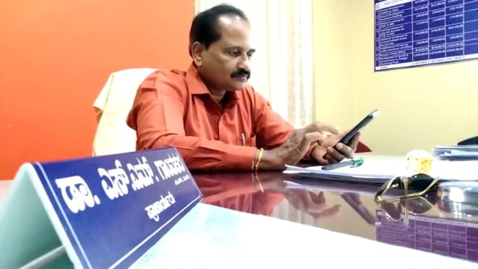 Green Comet: ಬುಧವಾರ-ಗುರುವಾರ ರಾತ್ರಿ ತಪ್ಪದೆ ಹಸಿರು ಧೂಮಕೇತು ನೋಡಿ, 50 ಸಾವಿರ ವರ್ಷಗಳಿಗೊಮ್ಮೆ ಆಗಸದಲ್ಲಿ ಈ ಕೌತುಕ ಕಾಣಿಸುತ್ತದೆ! Green Comet: ಬುಧವಾರ-ಗುರುವಾರ ರಾತ್ರಿ ತಪ್ಪದೆ ಹಸಿರು ಧೂಮಕೇತು ನೋಡಿ, 50 ಸಾವಿರ ವರ್ಷಗಳಿಗೊಮ್ಮೆ ಆಗಸದಲ್ಲಿ ಈ ಕೌತುಕ ಕಾಣಿಸುತ್ತದೆ!