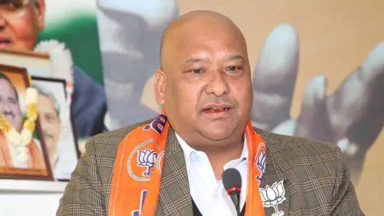 ನಾನು ಬೀಫ್ ತಿನ್ನುತ್ತೇನೆ, ಇದು ಇಲ್ಲಿನ ಜೀವನ ಶೈಲಿ, ಯಾರಿಂದಲೂ ಇದನ್ನು ತಡೆಯಲಾಗಲ್ಲ: ಮೇಘಾಲಯದ ಬಿಜೆಪಿ ಅಧ್ಯಕ್ಷ