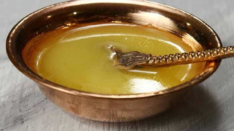 ಪ್ರತಿದಿನದ ಆಹಾರದಲ್ಲಿ ತುಪ್ಪ ಸೇರಿಸಿ, ತಜ್ಞರು ನೀಡಿರುವ ಆರೋಗ್ಯ ಪ್ರಯೋಜನಗಳು ಇಲ್ಲಿವೆ